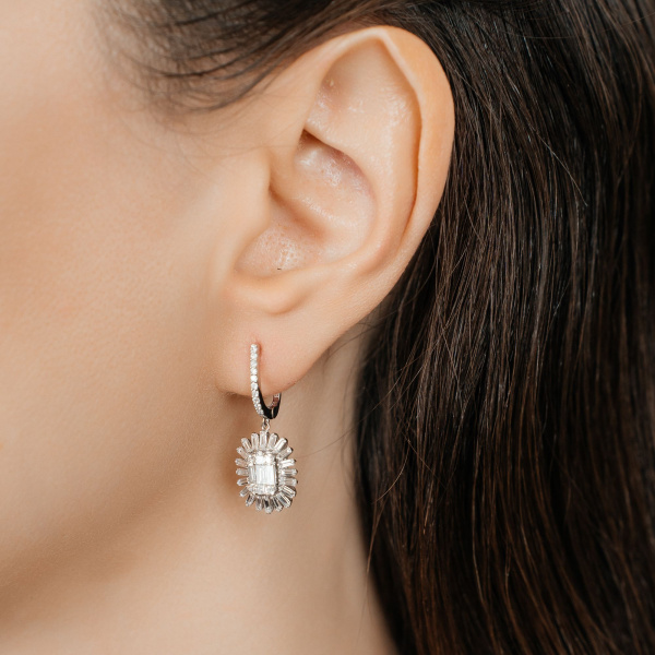 Золотые серьги с бриллиантами Baguette ER1090