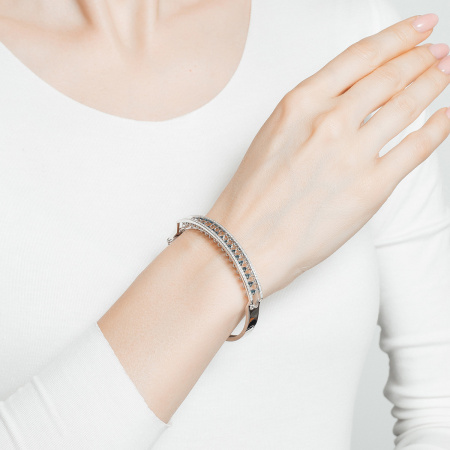 Золотой браслет с «танцующими» голубыми бриллиантами Salsa BABL555-WGBDWD