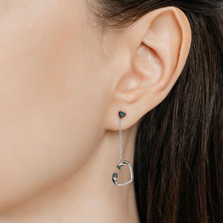 Золотые серьги с бриллиантами Naviblue D467EW