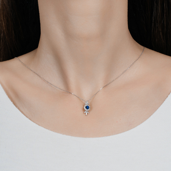 Золотое колье с бриллиантами и сапфиром Diamond Love XAP24W-SAPD