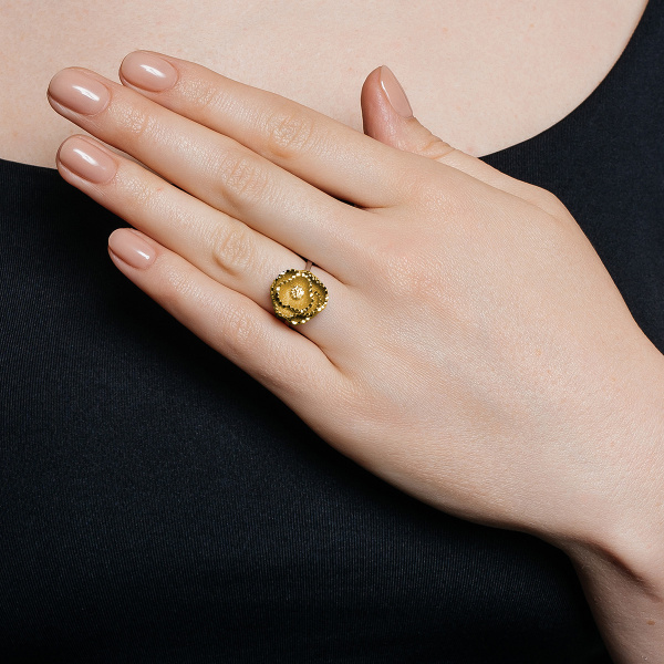 Золотое кольцо с белыми сапфирами Soul Dance SDR000012-00