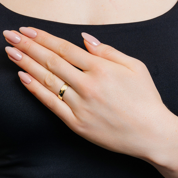 Кольцо золотое обручальное с сапфиром Amore Infinito 220-000-310