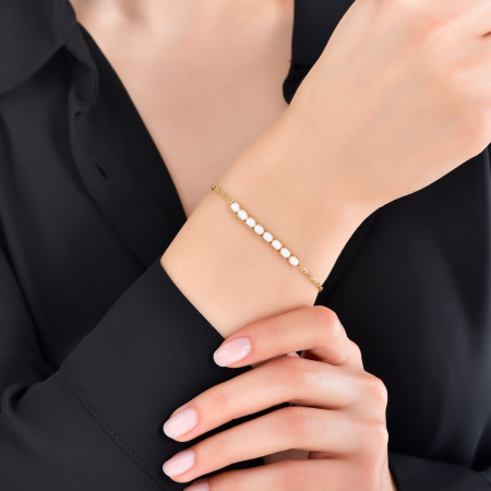 Золотой браслет с бриллиантом и белыми агатами White Dreams WDB000004-00